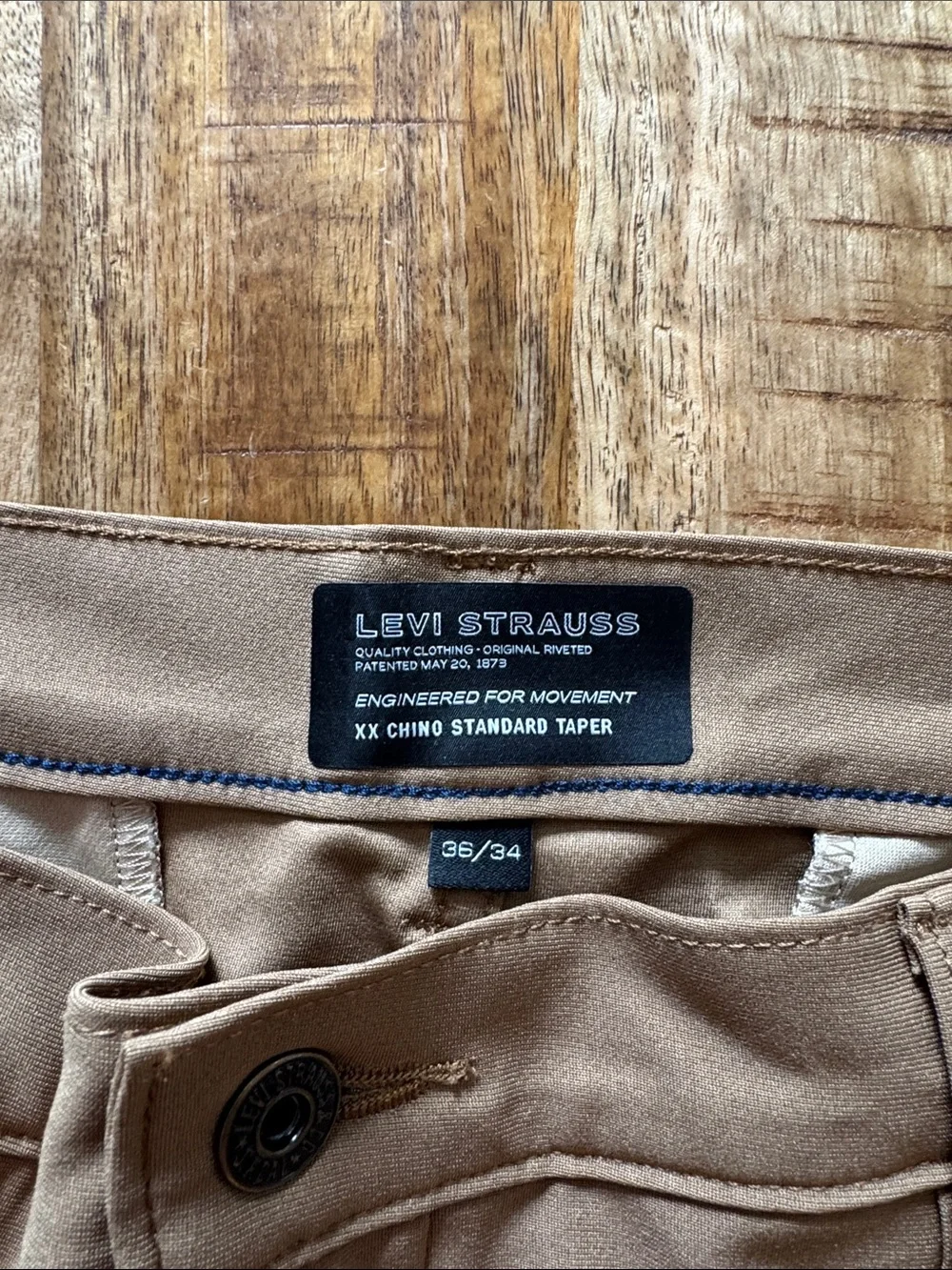 Levi Strauss Levis XX CHINO STANDARD TAPER Men's Straight Chino Pants Tan 36/34